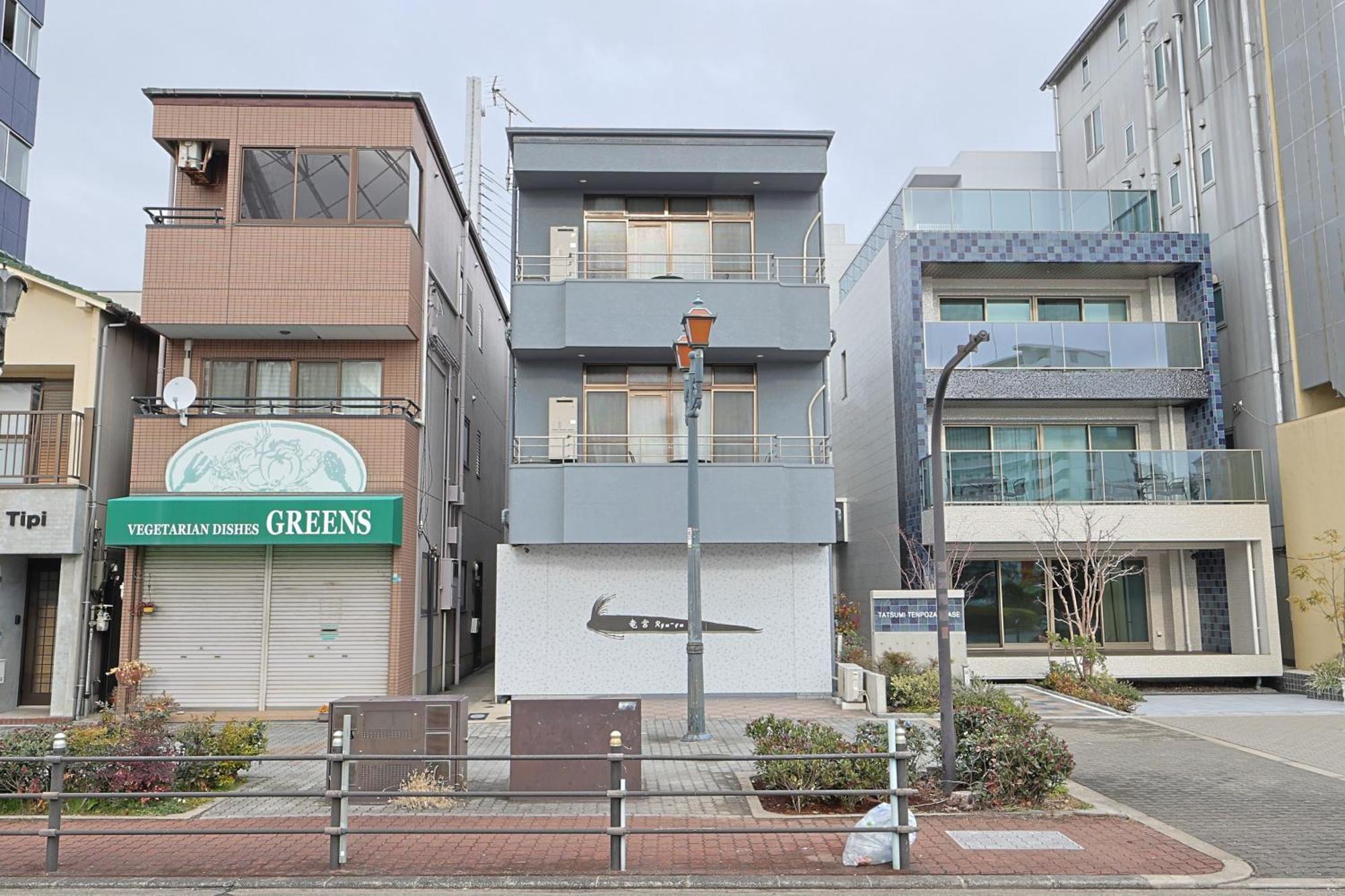 Ferienwohnung Ryugu -竜宮- Ōsaka Exterior foto